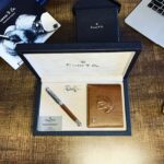 Picasso And Co NEW LIMITED EDITION  GIFT SET  Ballpoint Pen With Lacquer Falcon Head On The Top