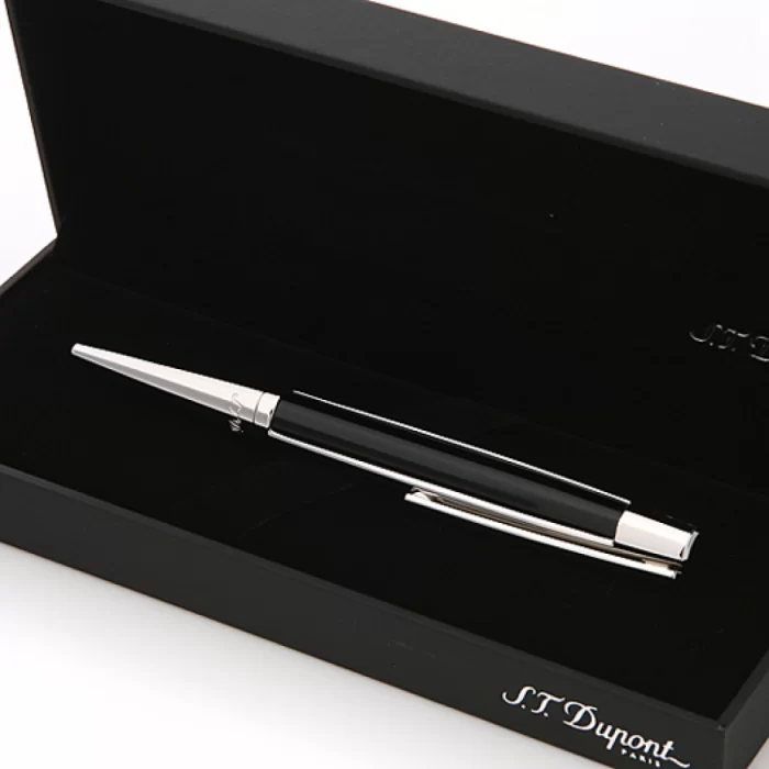 9PHUCL0lCq5GuLWQUOdWIx5apKQra6iBFff1M1Nb Retractable Pen Tip and Refillable Cartridge of the S.T. Dupont Defi Black Ballpoint Pen